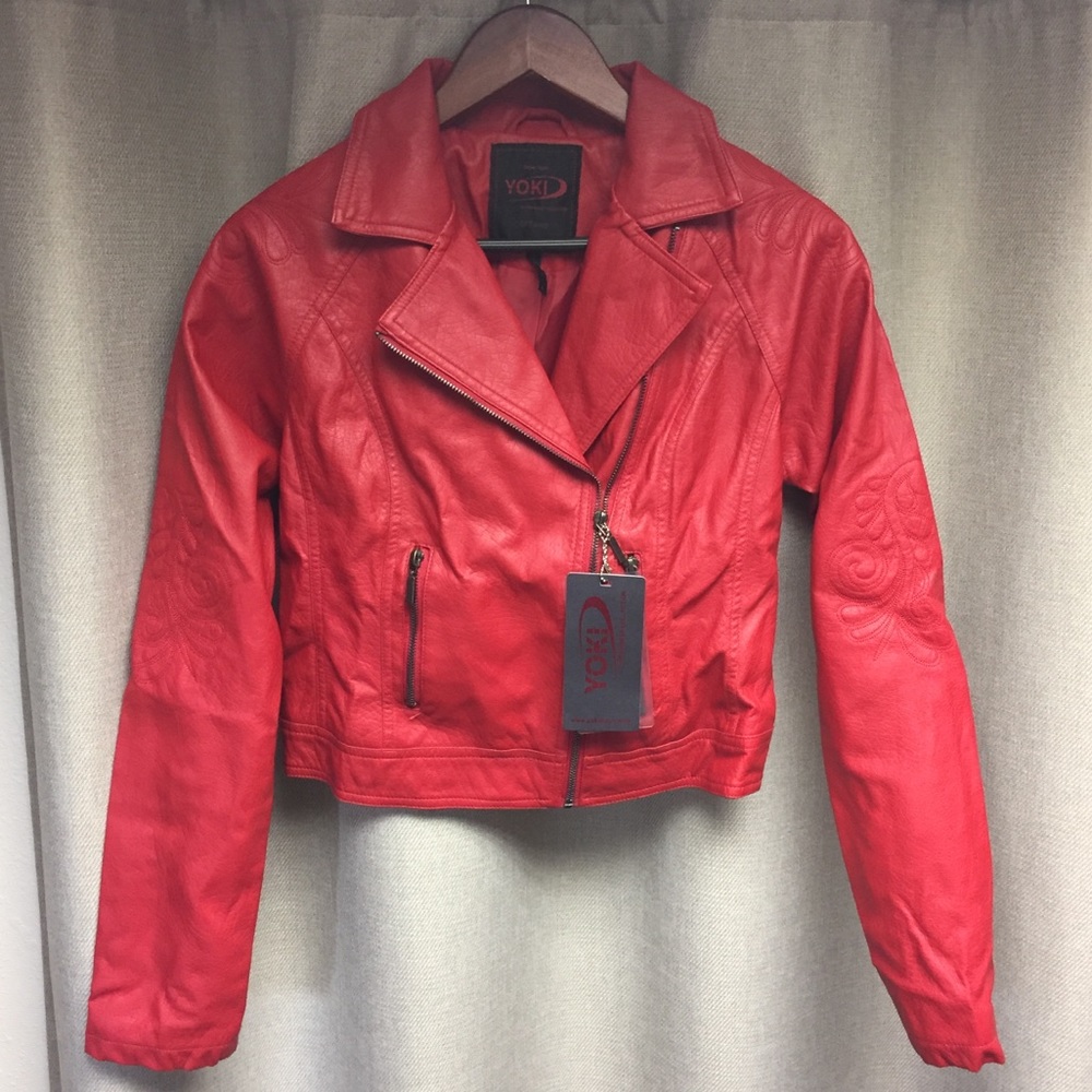 Yoki red faux leather cropped jacket NWT